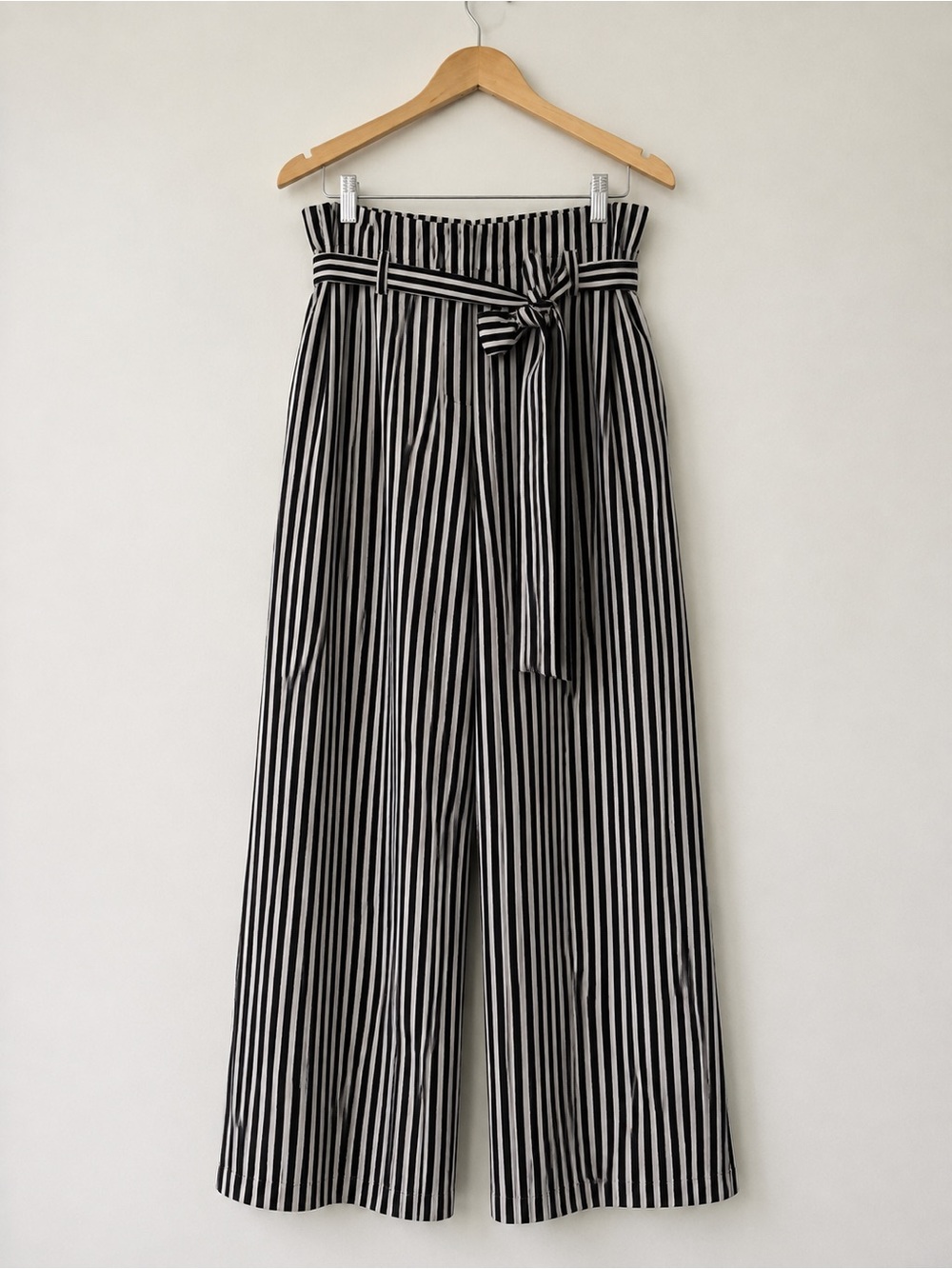 Dynamite Black & White Striped Paperbag Wide Leg Pants Size L